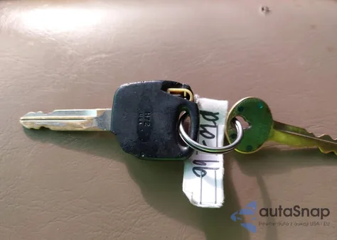 1999 Ford Expedition Eddie Bauer/Xlt from USA, damaged, VIN 1FMRU17L8XLB52128